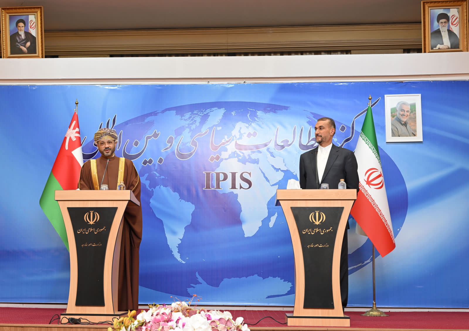 Sayed-Badr-with-Iranian-Foreign-Minister